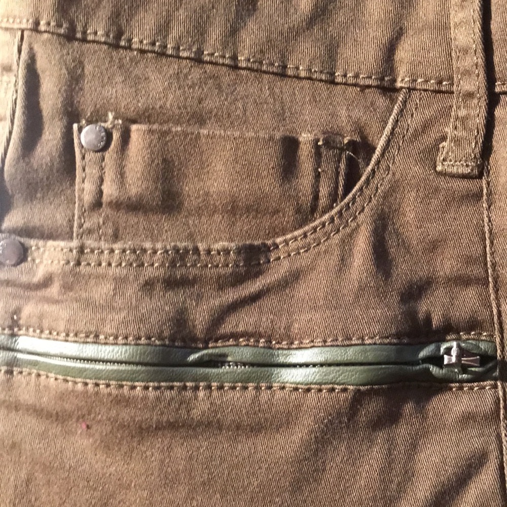 Ladies pants - Picture 8 of 8